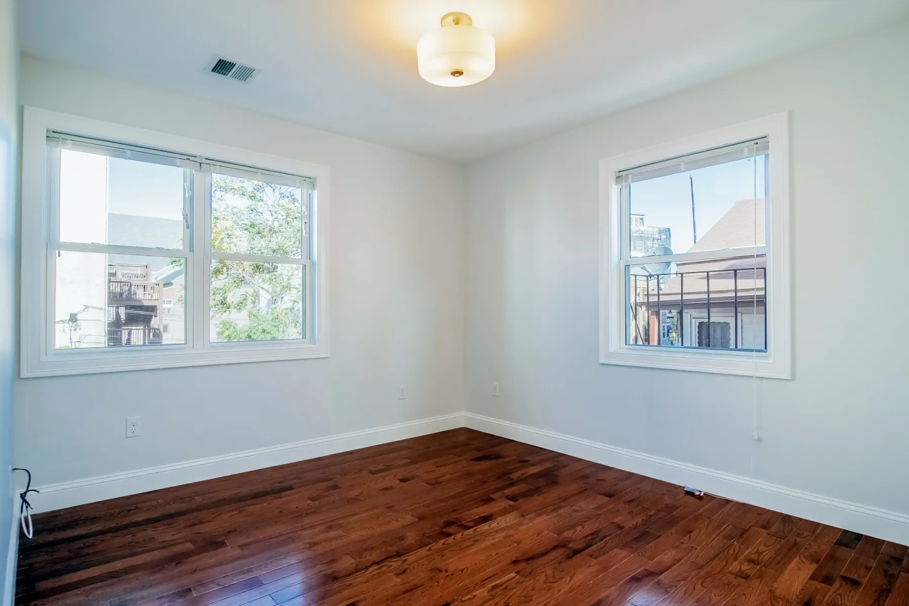 2 bed, 1 bath apartment for rent at 108 Maverick St Unit 3, East Boston — photo 4 of 6
