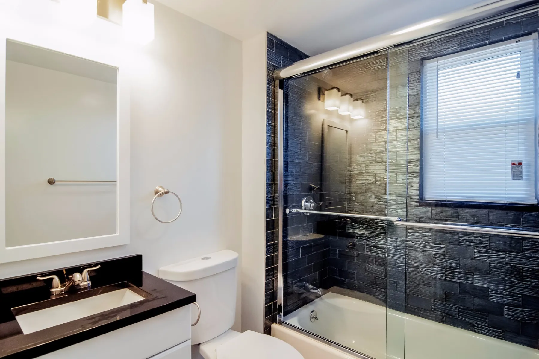 2 bed, 1 bath apartment for rent at 108 Maverick St Unit 3, East Boston — photo 5 of 6