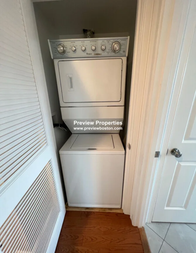 2 bed, 1 bath apartment for rent at 108 Maverick St Unit 3P, East Boston — photo 2 of 12