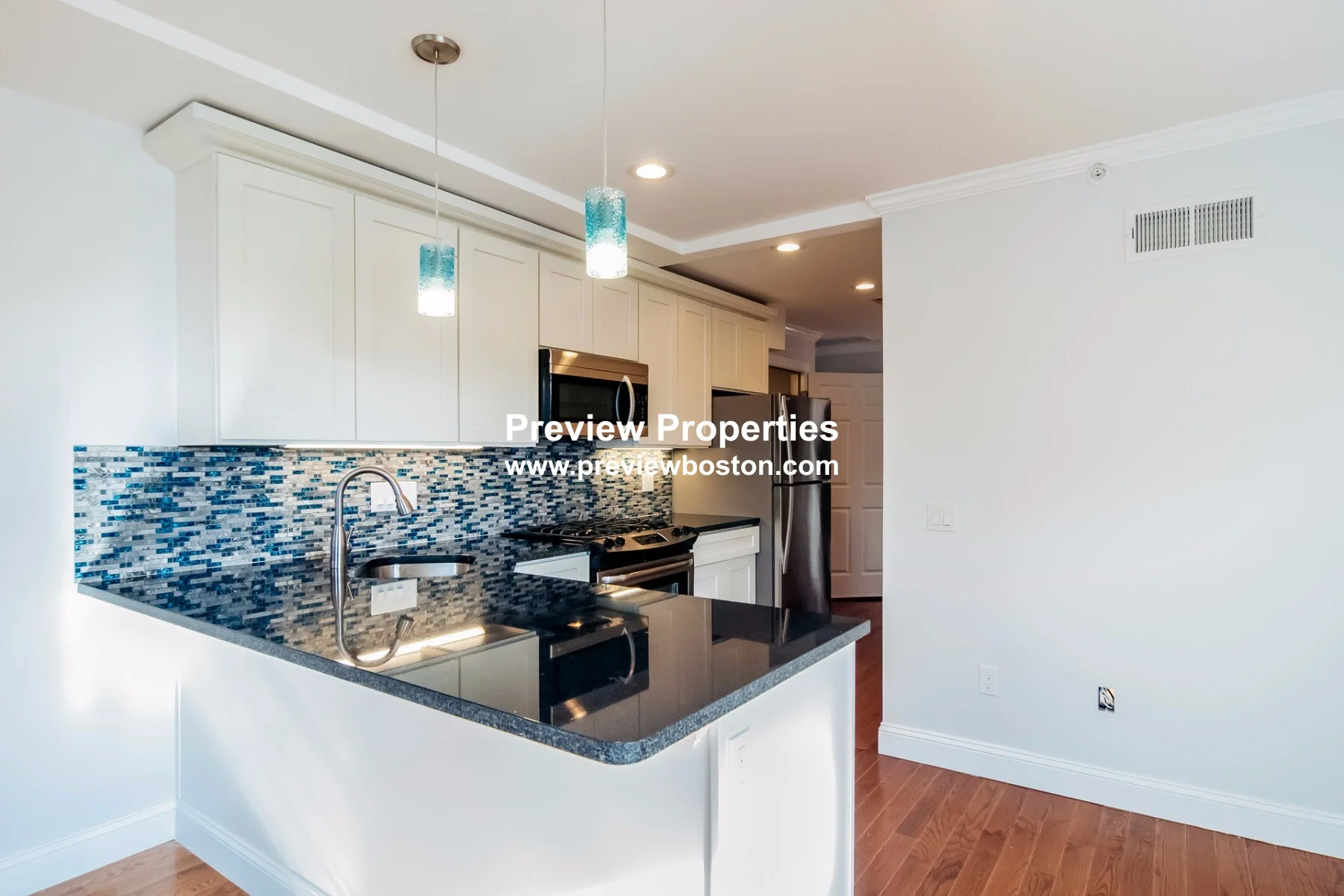 2 bed, 1 bath apartment for rent at 108 Maverick St Unit 3P, East Boston — photo 4 of 12