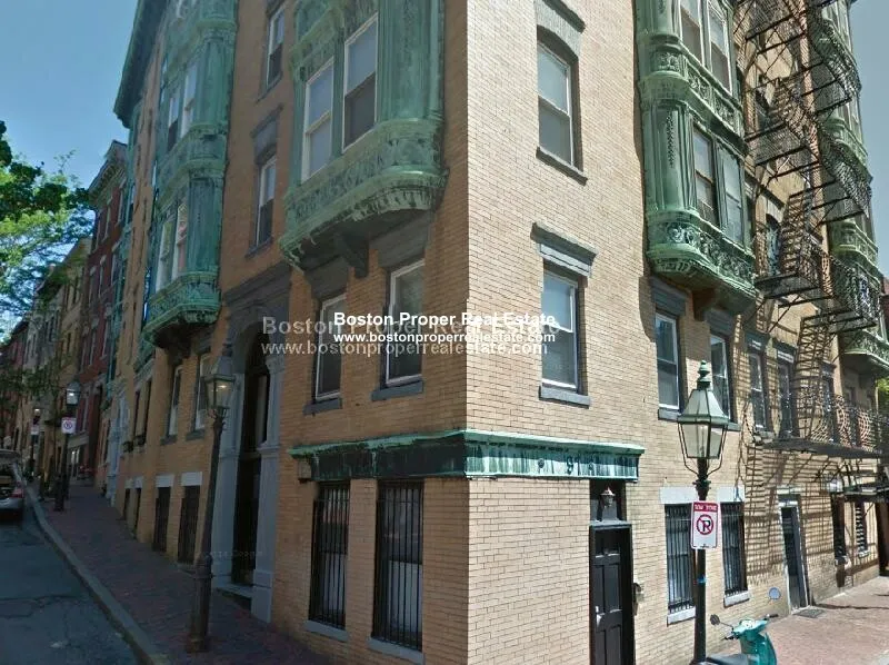 Studio bed, 1 bath apartment for rent at 108 Myrtle St Unit 3, Beacon Hill — photo 7 of 8