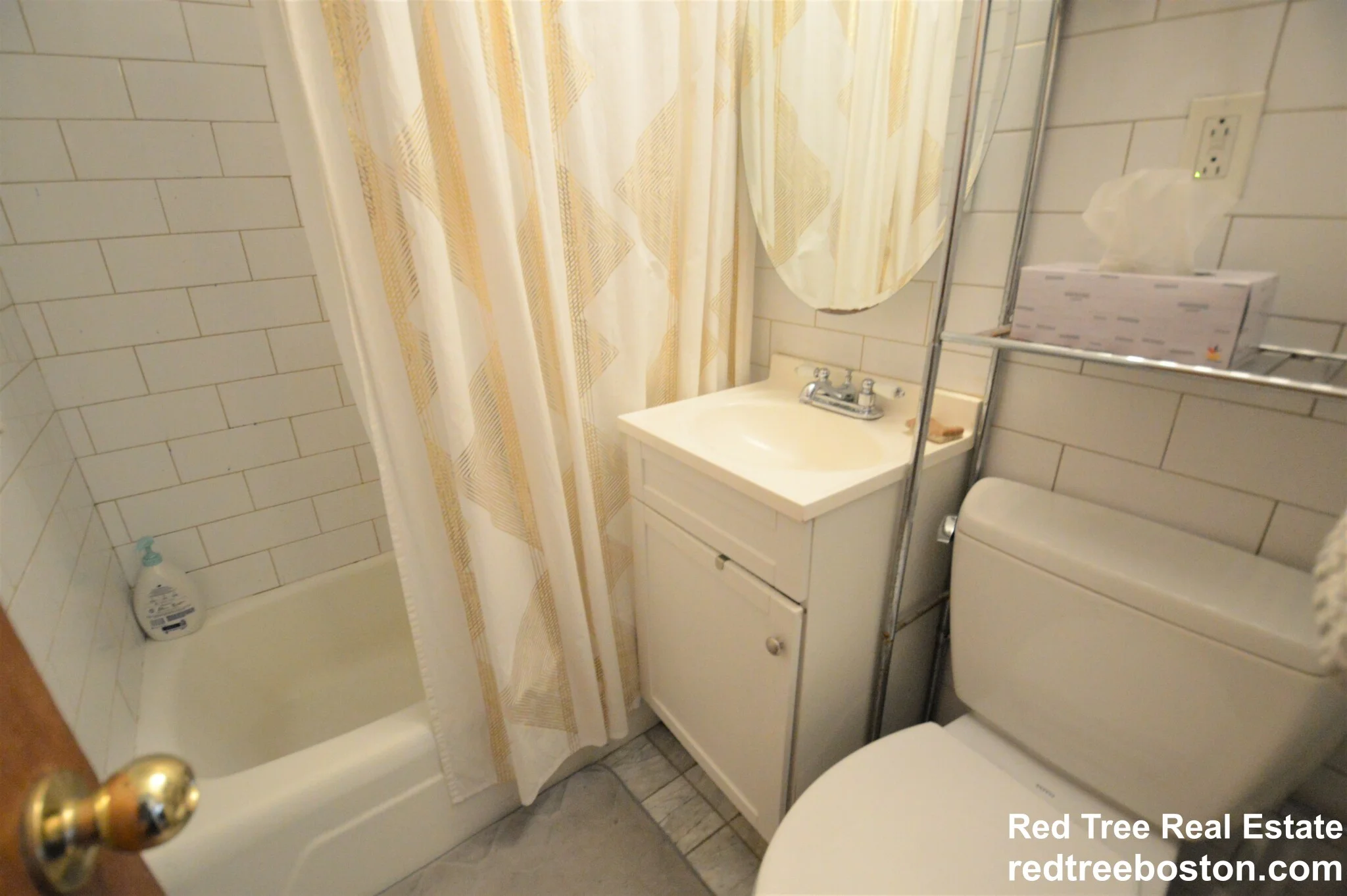 1 bed, 1 bath apartment for rent at 108 Myrtle St Unit 4, Beacon Hill — photo 7 of 8