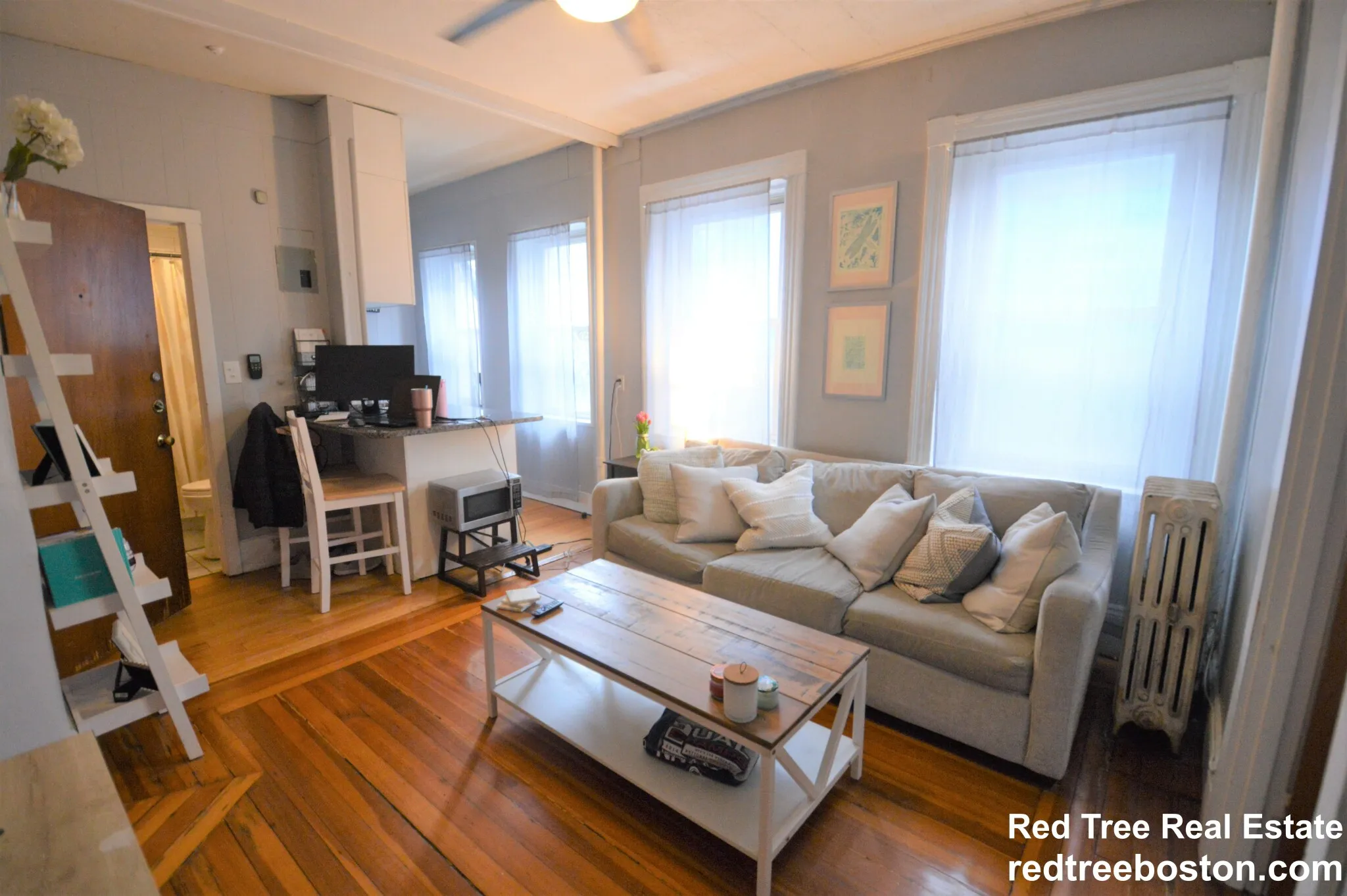 1 bed, 1 bath apartment for rent at 108 Myrtle St Unit 4, Beacon Hill — photo 1 of 8