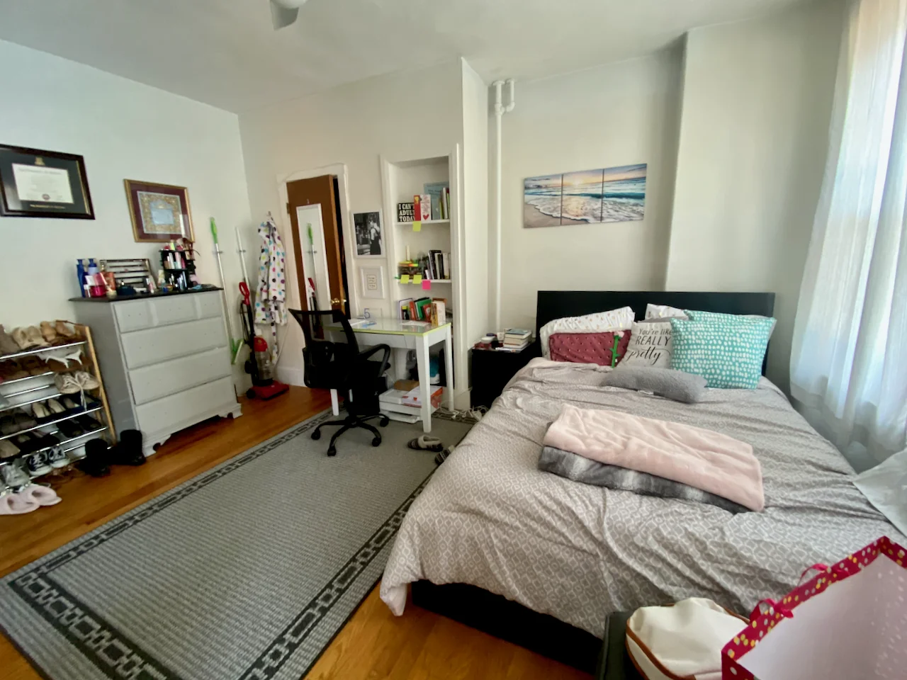 Studio bed, 1 bath apartment for rent at 108 Myrtle St Unit 6, Beacon Hill — photo 10 of 12