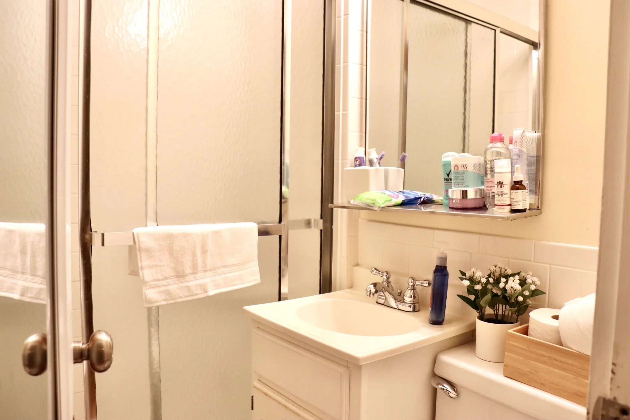 Studio bed, 1 bath apartment for rent at 108 Myrtle St Unit 7, Beacon Hill — photo 9 of 9