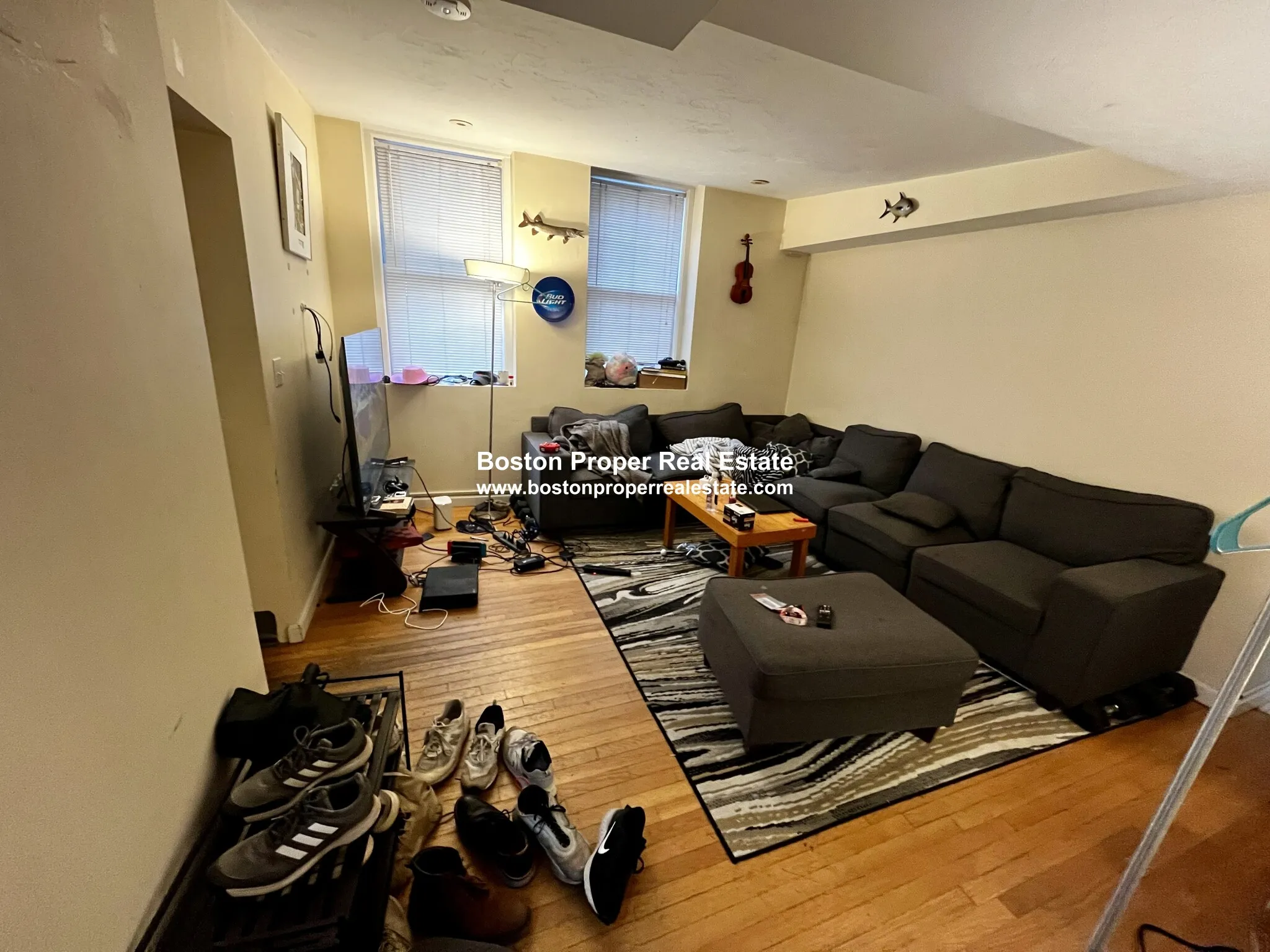 2 bed, 1 bath apartment for rent at 108 Myrtle St Unit A, Beacon Hill — photo 7 of 11