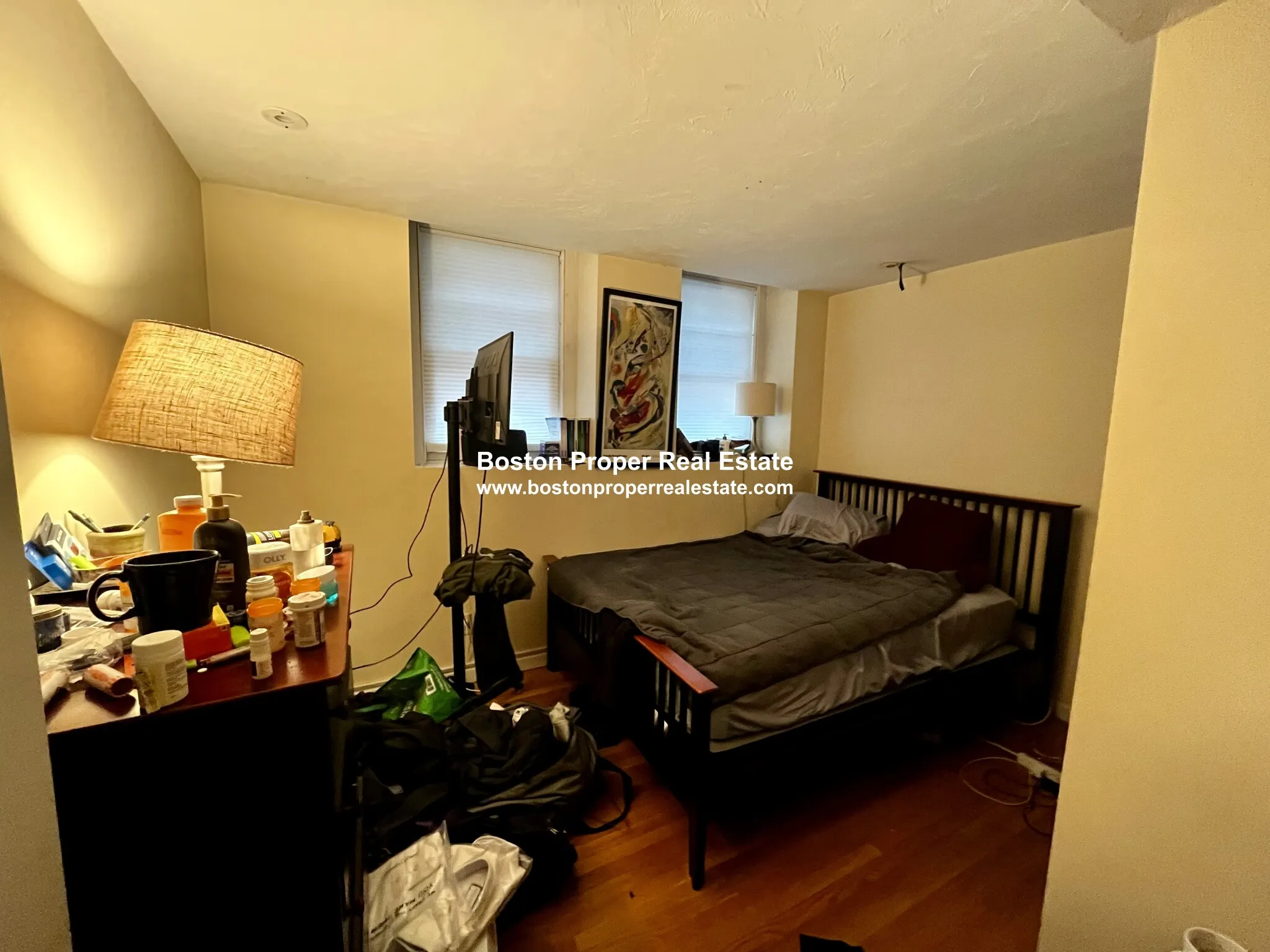 2 bed, 1 bath apartment for rent at 108 Myrtle St Unit A, Beacon Hill — photo 3 of 11