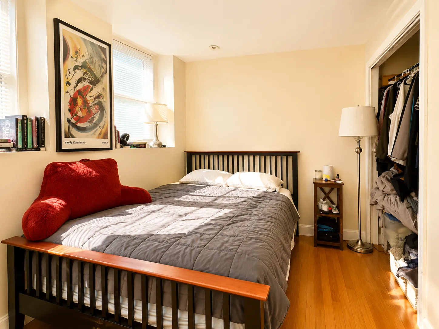 2 bed, 1 bath apartment for rent at 108 Myrtle St Unit A1, Beacon Hill — photo 6 of 13