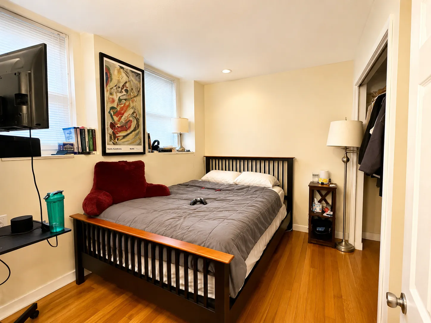 2 bed, 1 bath apartment for rent at 108 Myrtle St Unit A1, Beacon Hill — photo 8 of 13