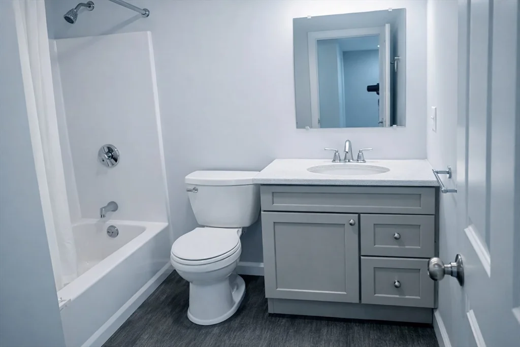 2 bed, 1 bath apartment for rent at 108 Norton Ave Unit 9, Easton — photo 6 of 39