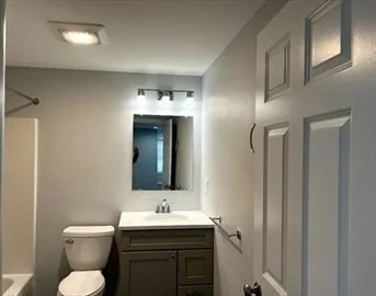 2 bed, 1 bath apartment for rent at 108 Norton Ave Unit 9, Easton — photo 18 of 39