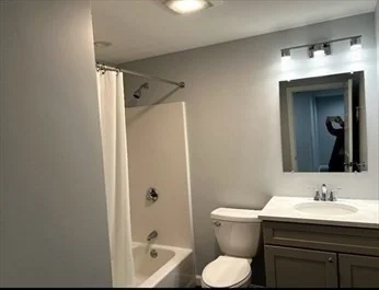 2 bed, 1 bath apartment for rent at 108 Norton Ave Unit 9, Easton — photo 24 of 39