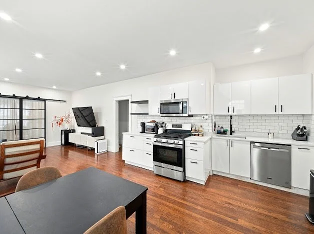 4 bed, 2 bath apartment for rent at 108 Park Ave Unit 108, Revere — photo 3 of 13