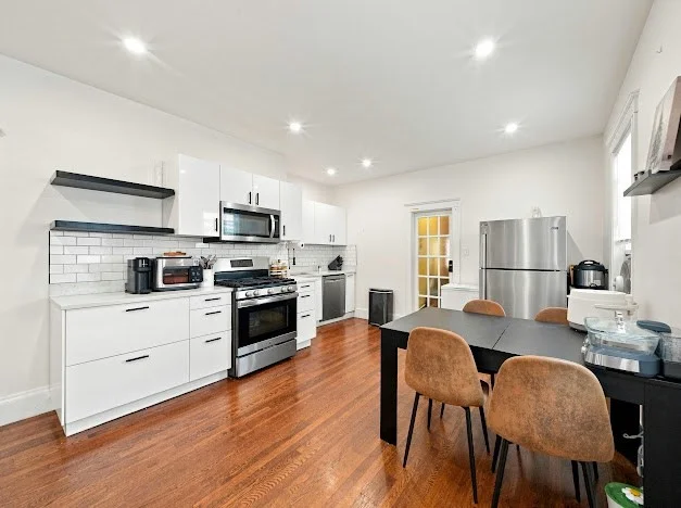 4 bed, 2 bath apartment for rent at 108 Park Ave Unit 108, Revere — photo 4 of 13