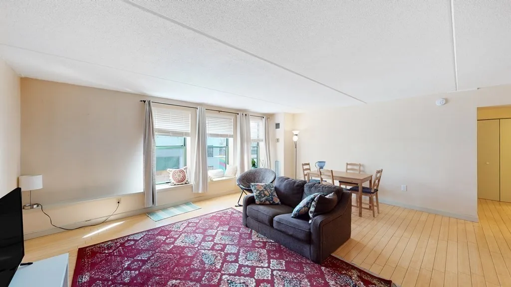 2 bed, 1 bath apartment for rent at 108 Peterborough St Unit 3E, Fenway — photo 2 of 12