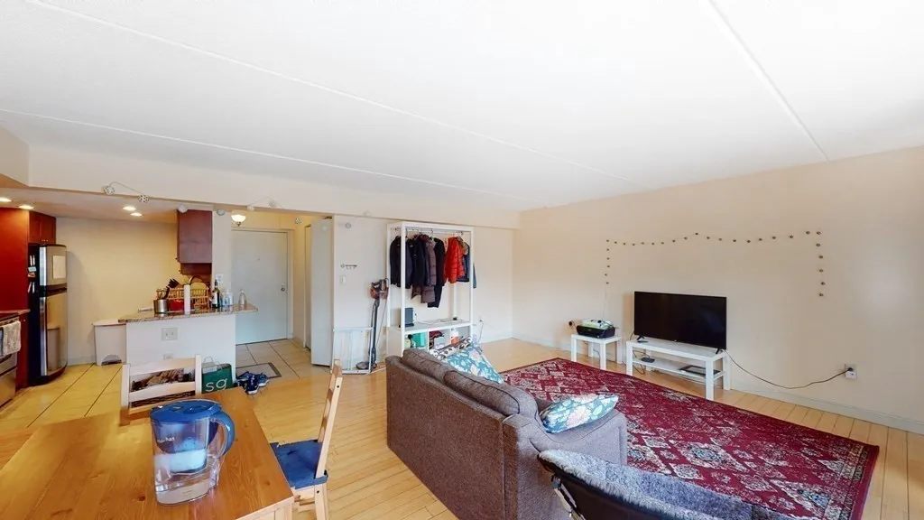 2 bed, 1 bath apartment for rent at 108 Peterborough St Unit 3E, Fenway — photo 3 of 12