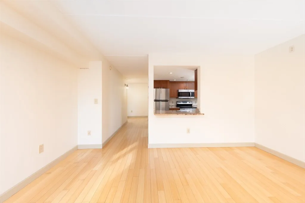 2 bed, 1 bath apartment for rent at 108 Peterborough St Unit 4-G, Fenway — photo 6 of 27