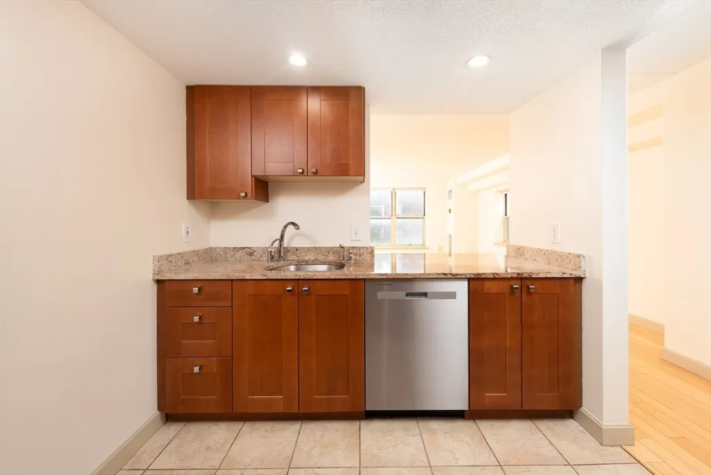 2 bed, 1 bath apartment for rent at 108 Peterborough St Unit 4-G, Fenway — photo 8 of 27