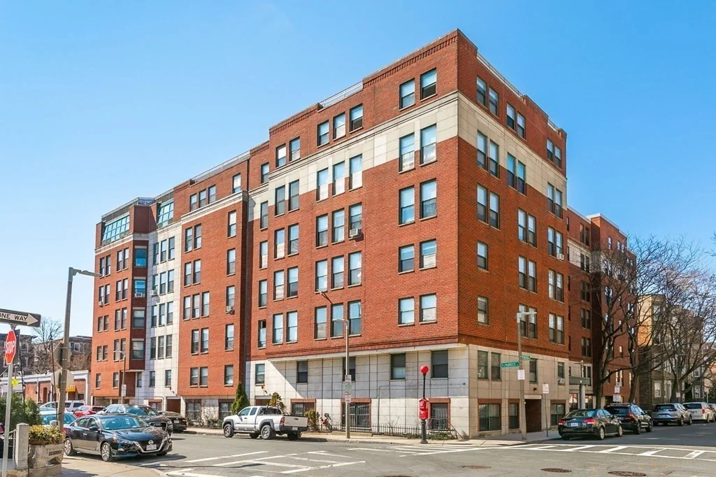 2 bed, 1 bath apartment for rent at 108 Peterborough St Unit 5E, Fenway — photo 1 of 10