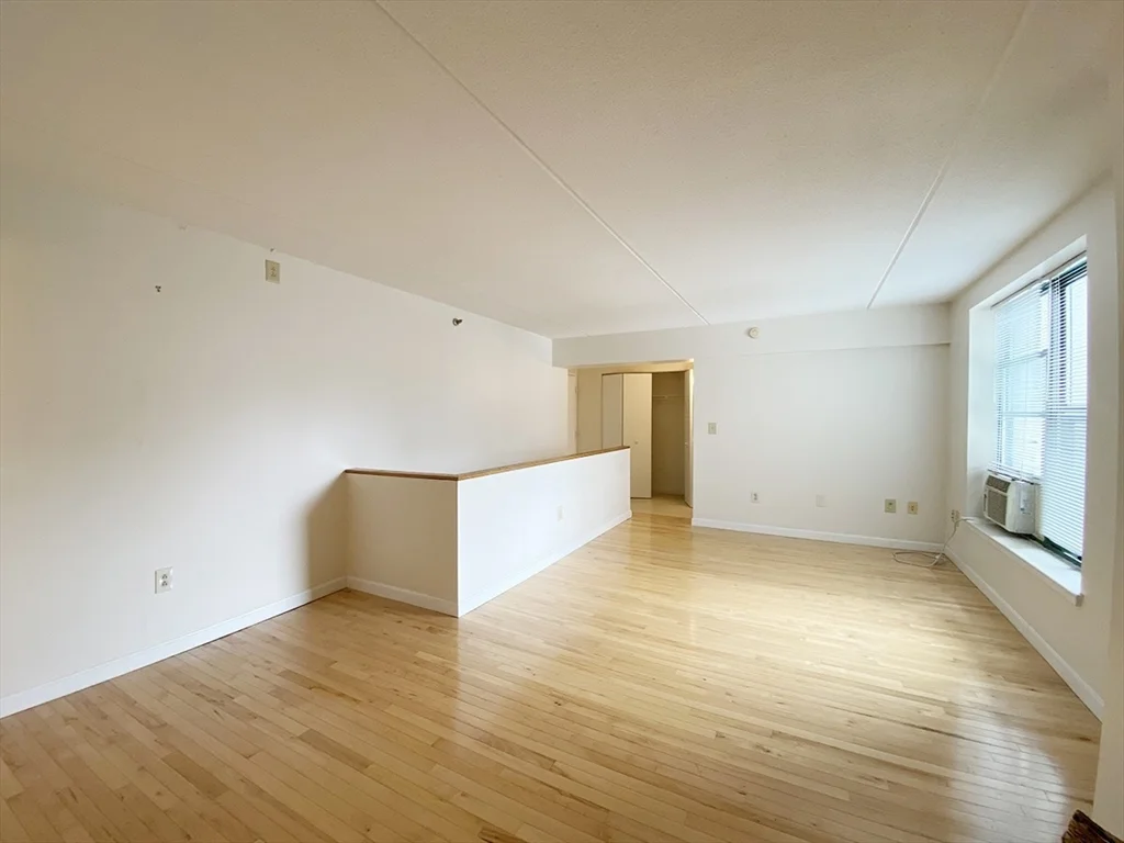 2 bed, 1 bath apartment for rent at 108 Peterborough Unit 3H, Fenway — photo 2 of 18