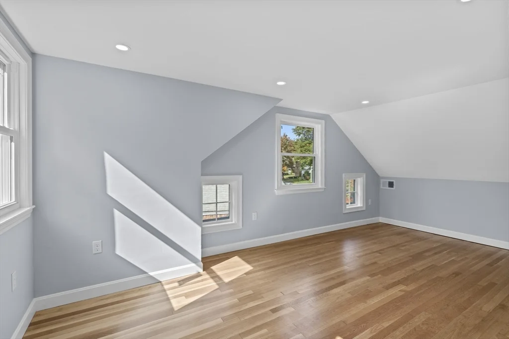 5 bed, 3 bath apartment for rent at 108 Radcliffe Rd, Belmont — photo 25 of 31