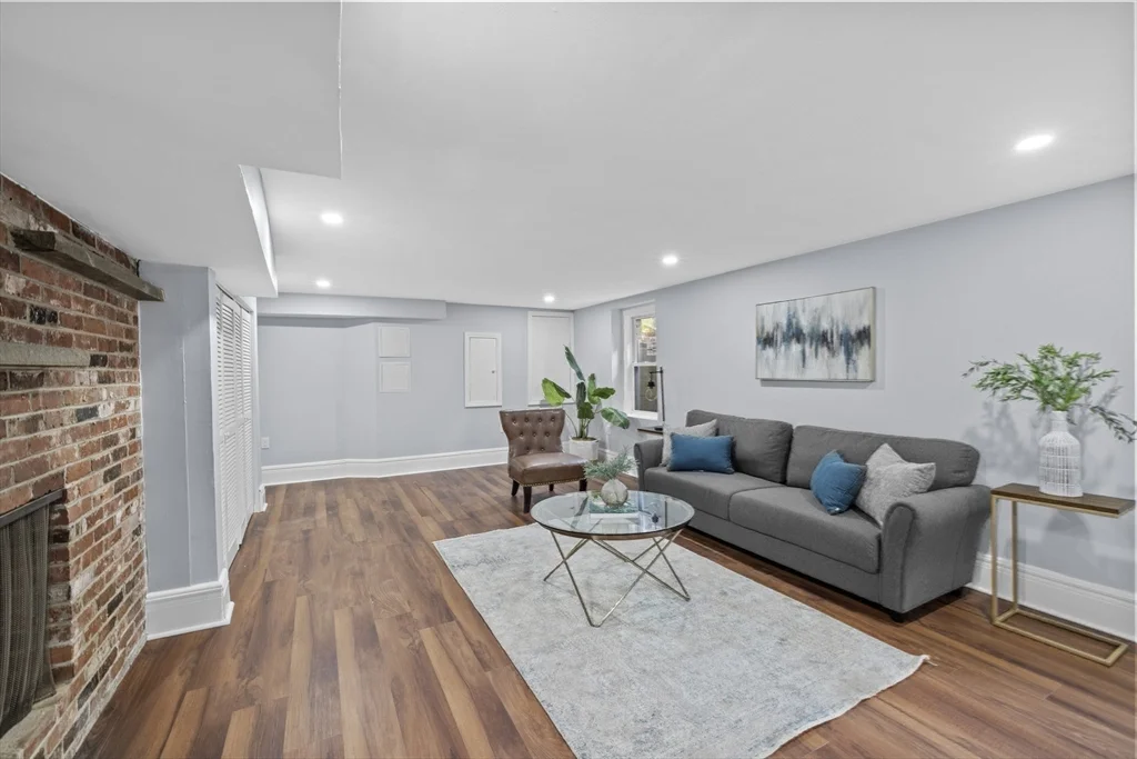 5 bed, 3 bath apartment for rent at 108 Radcliffe Rd, Belmont — photo 28 of 31