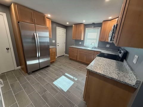 2 bed, 1 bath apartment for rent at 108 Reed St Unit R, Randolph — photo 3 of 21