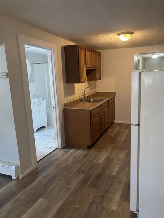 2 bed, 1 bath apartment for rent at 108 S Common St Unit 2L, Lynn — photo 6 of 18