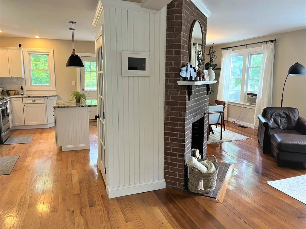 3 bed, 2 bath apartment for rent at 108 Sharon Rd, Quincy — photo 4 of 28