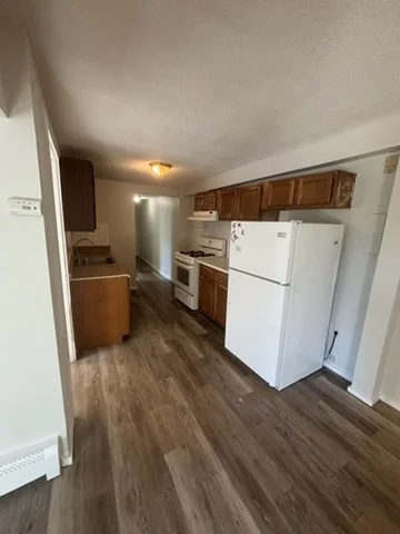 2 bed, 1 bath apartment for rent at 108 South Common Unit 2L, Lynn — photo 3 of 12