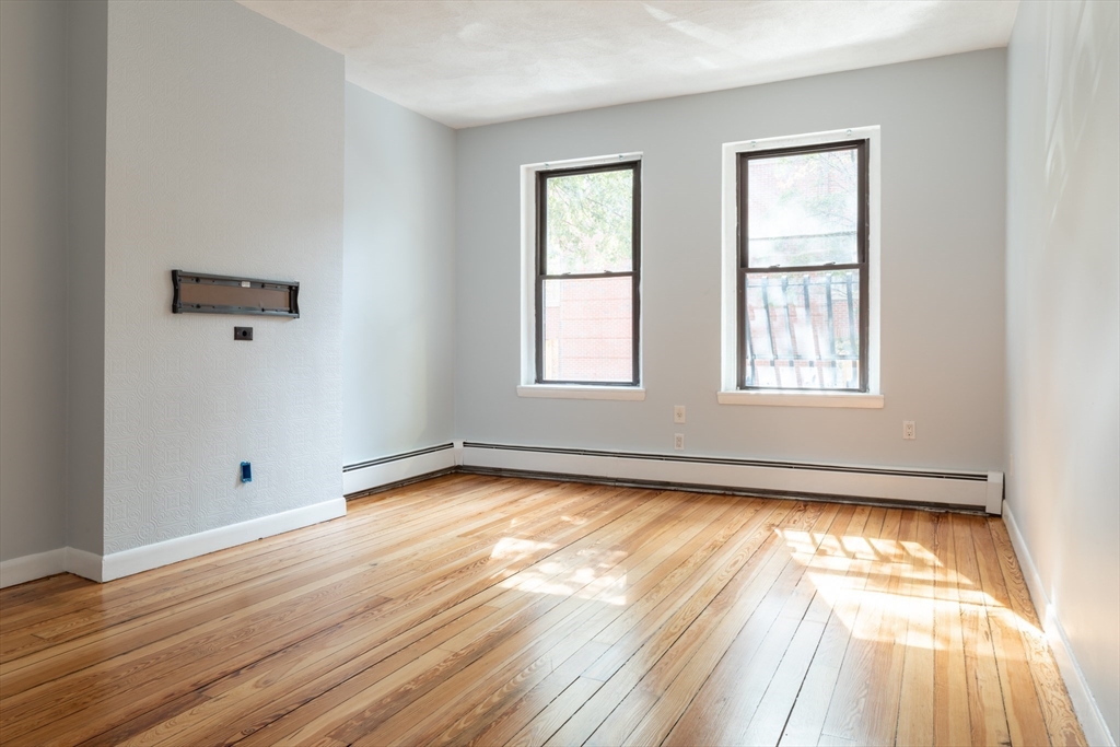 2 bed, 1 bath apartment for rent at 108 Union Park St Unit 1, South End — photo 4 of 15