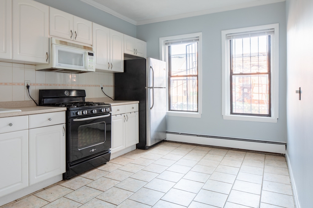 2 bed, 1 bath apartment for rent at 108 Union Park St Unit 1, South End