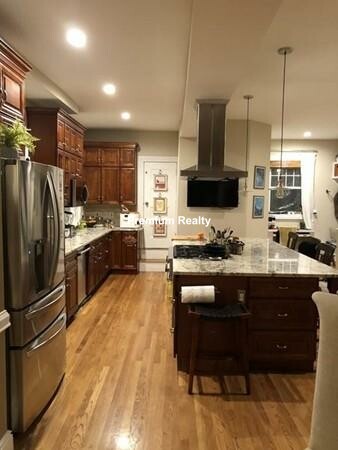 3 bed, 2 bath apartment for rent at 108 Walnut St Unit 1, Nonantum — photo 2 of 8