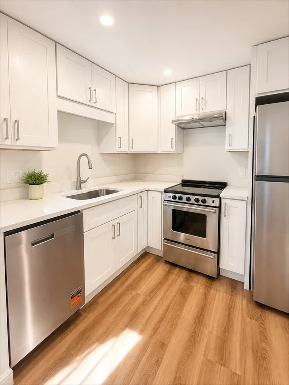 1 bed, 1 bath apartment for rent at 108 Washington Ave Unit B, Chelsea — photo 1 of 9