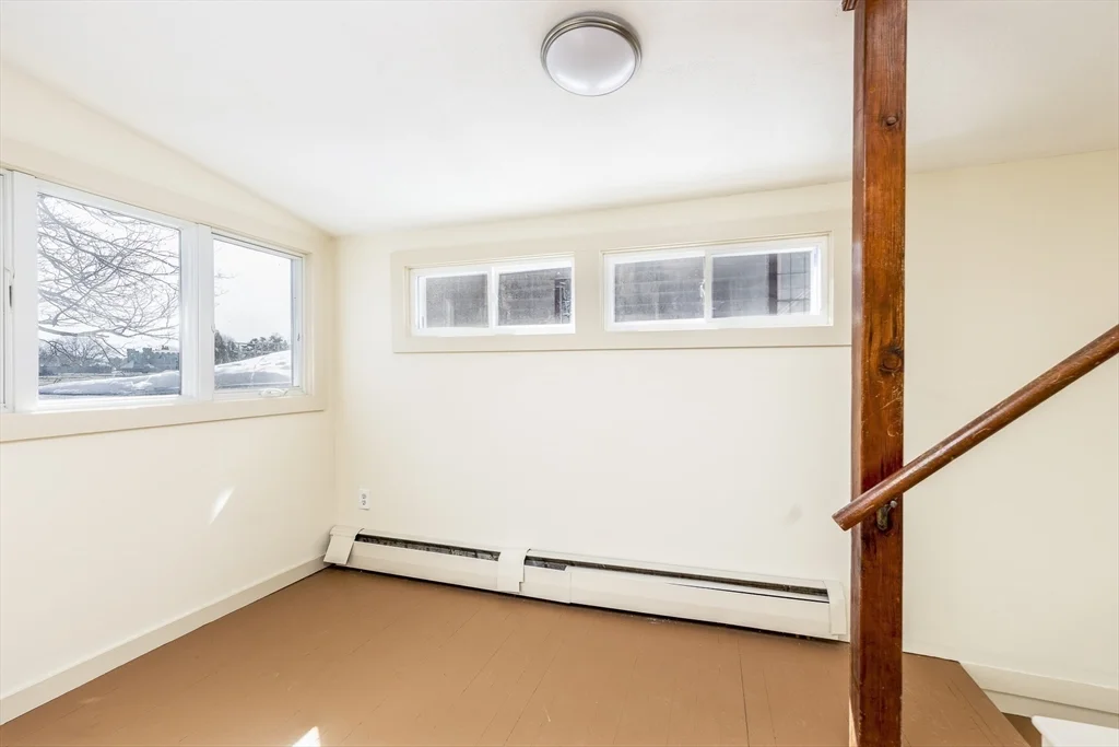 2 bed, 1 bath apartment for rent at 108 Washington St Unit 2, Old Town — photo 8 of 23