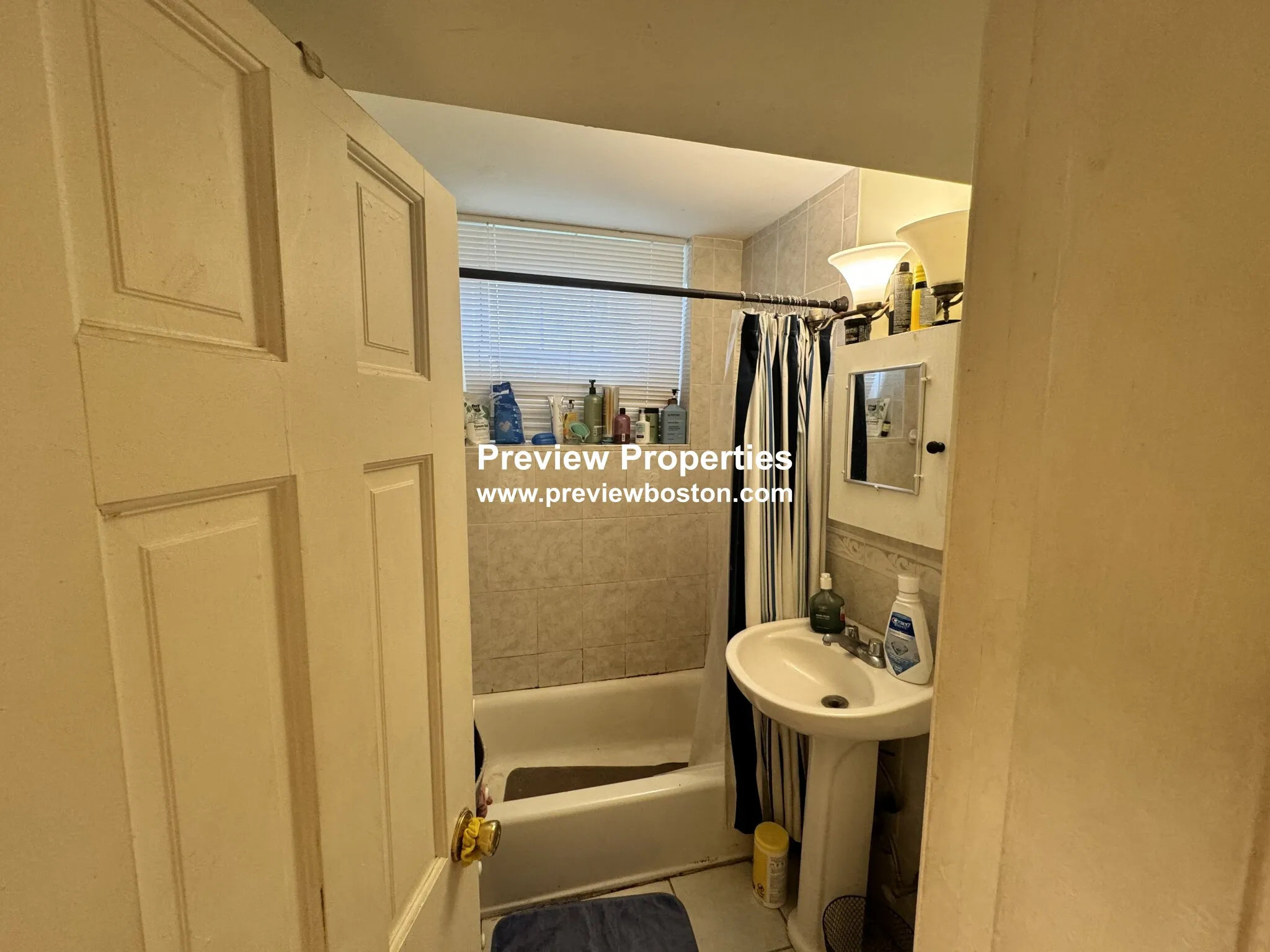 2 bed, 1 bath apartment for rent at 108 Washington St Unit BP, Brighton — photo 3 of 15