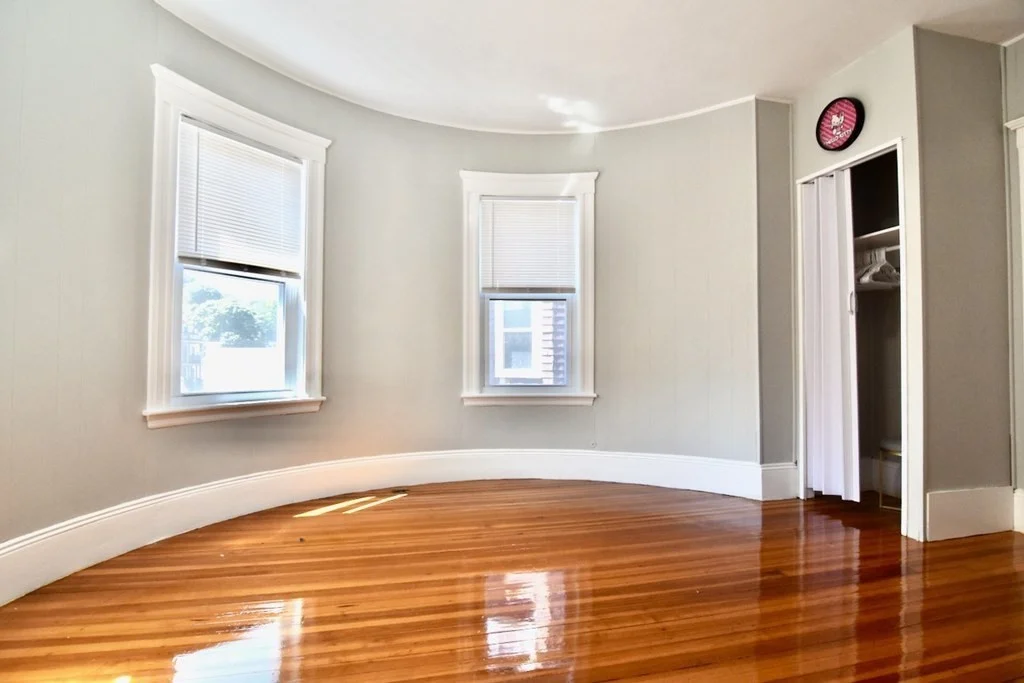 3 bed, 1 bath apartment for rent at 108 Welles Ave Unit 3, Dorchester — photo 5 of 22