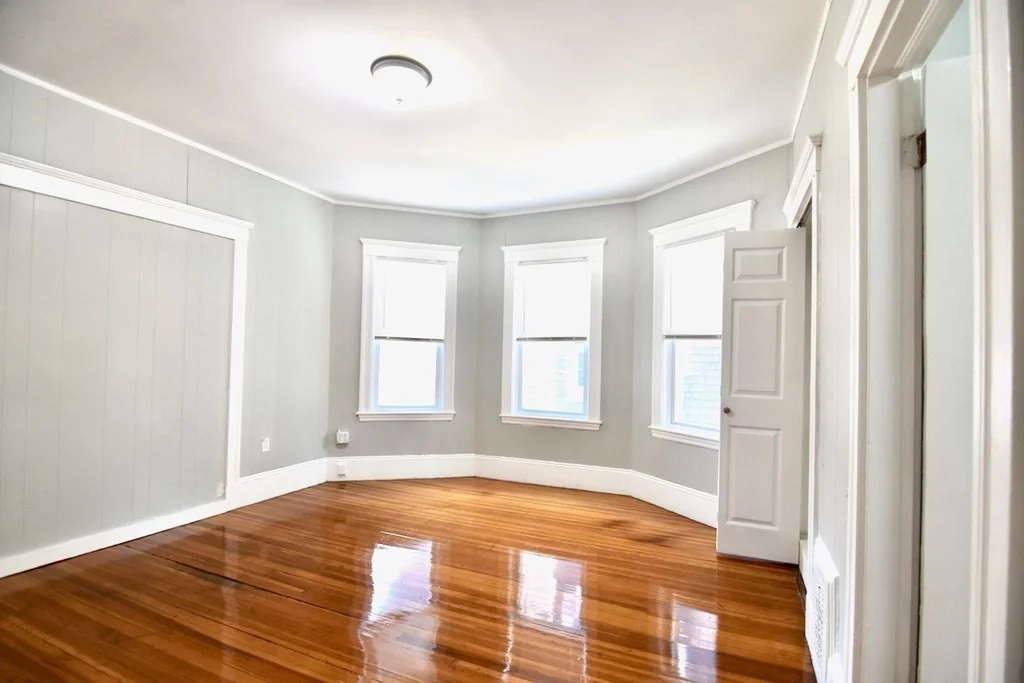 3 bed, 1 bath apartment for rent at 108 Welles Ave Unit 3, Dorchester — photo 6 of 22
