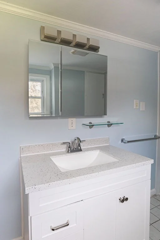 2 bed, 1 bath apartment for rent at 108 Wilmarth Unit 2, Attleboro — photo 7 of 17