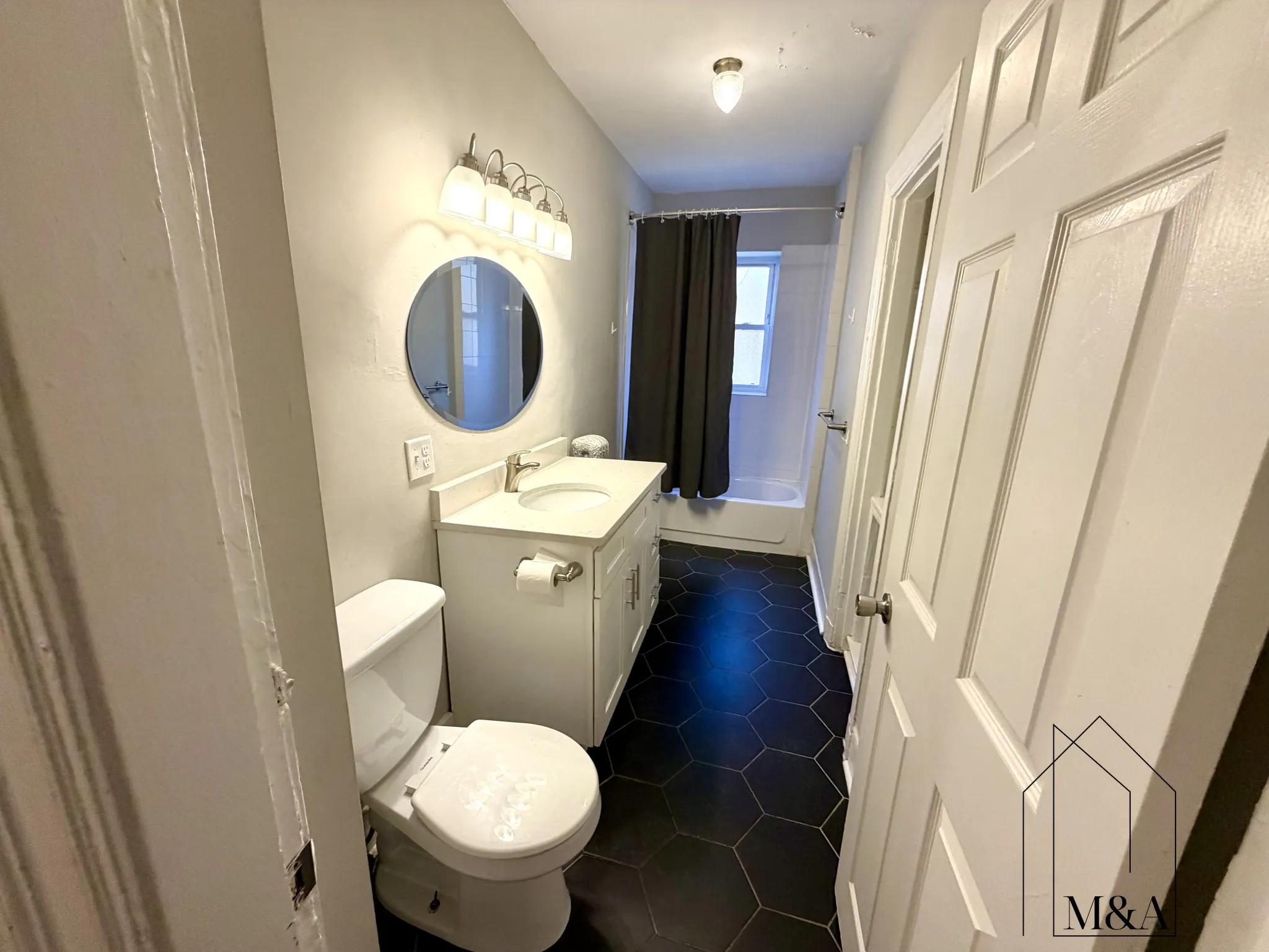 Studio bed, 1 bath apartment for rent at 108 Winthrop Rd Unit 1, Room 1, Aspinwall Hill — photo 15 of 18
