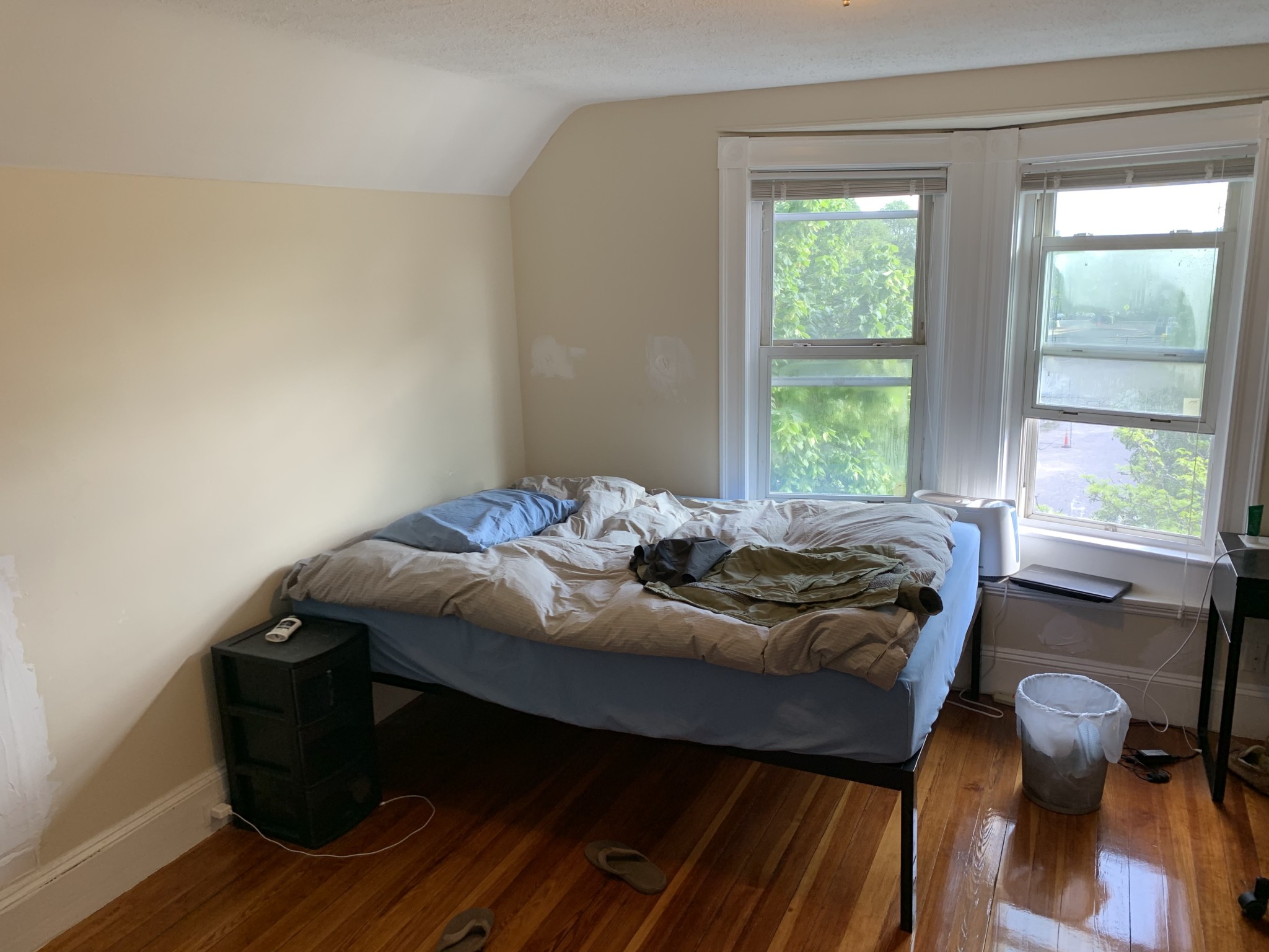 4 bed, 2 bath apartment for rent at 1081 Broadway Unit 1, Teele Square — photo 35 of 40