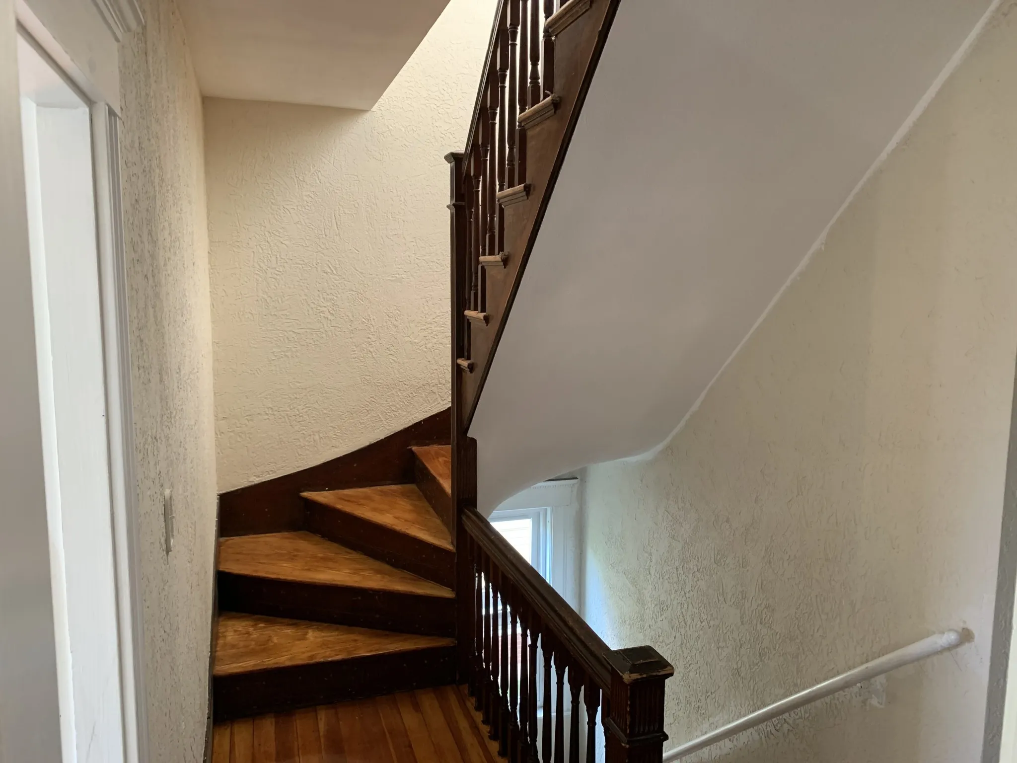 5 bed, 2 bath apartment for rent at 1081 Broadway Unit 2, Teele Square — photo 19 of 27