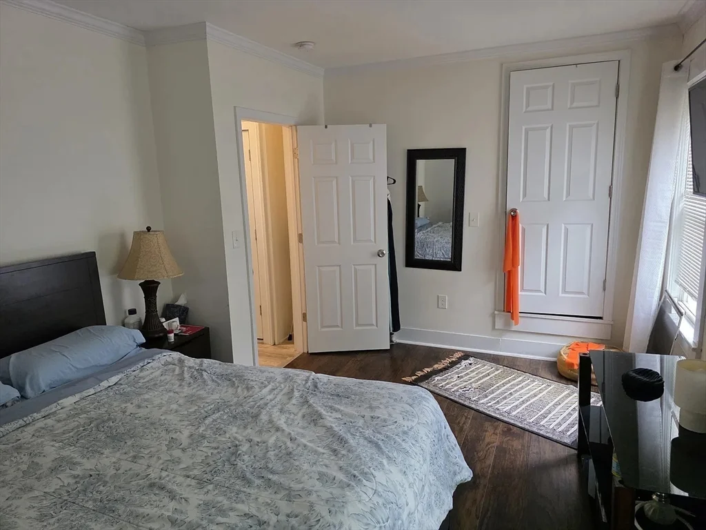 2 bed, 1 bath apartment for rent at 1081 Lawrence St Unit 2, Lowell — photo 7 of 9