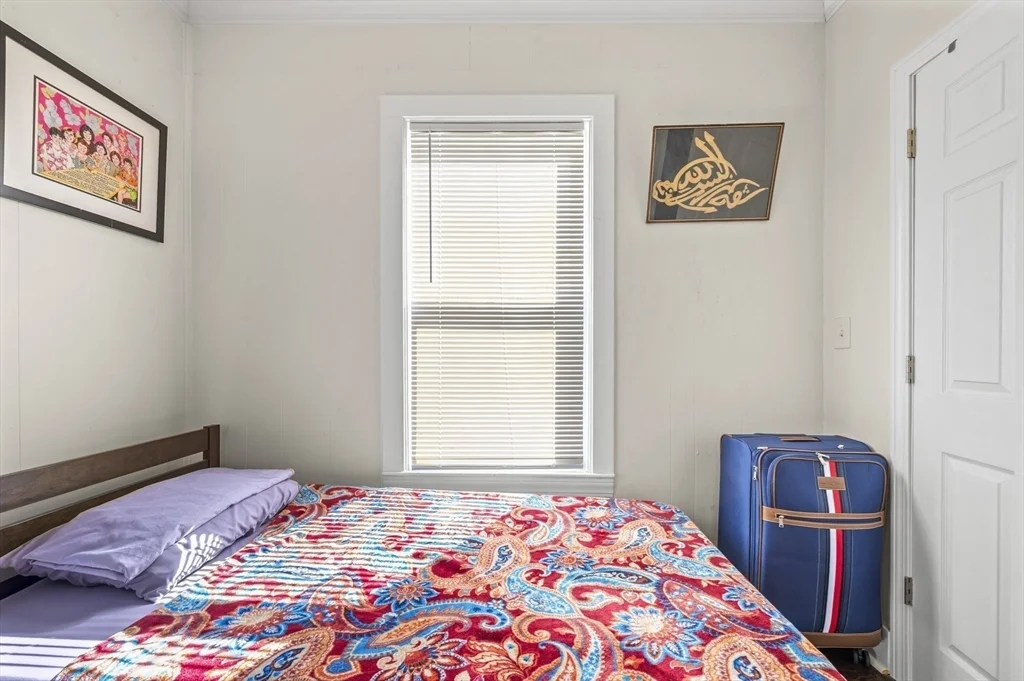 2 bed, 1 bath apartment for rent at 1081 Lawrence St Unit 2, Lowell — photo 8 of 9