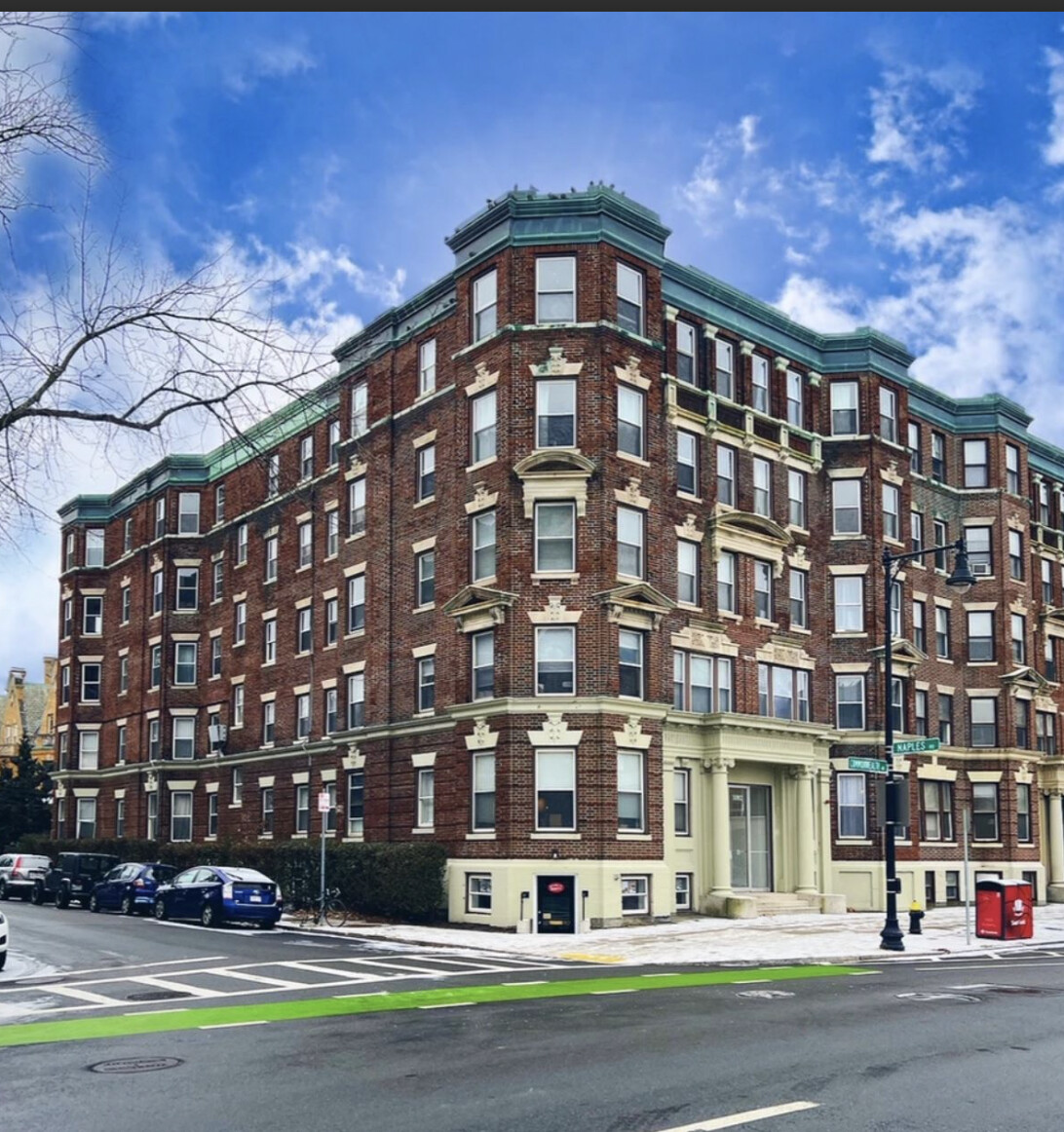 1 bed, 1 bath apartment for rent at 1082 Commonwealth Ave Unit 106, Brighton — photo 10 of 10