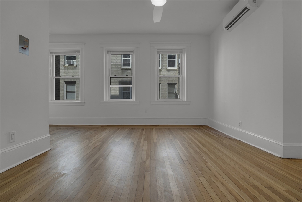 1 bed, 1 bath apartment for rent at 1082 Commonwealth Ave Unit 205, Brighton — photo 2 of 7