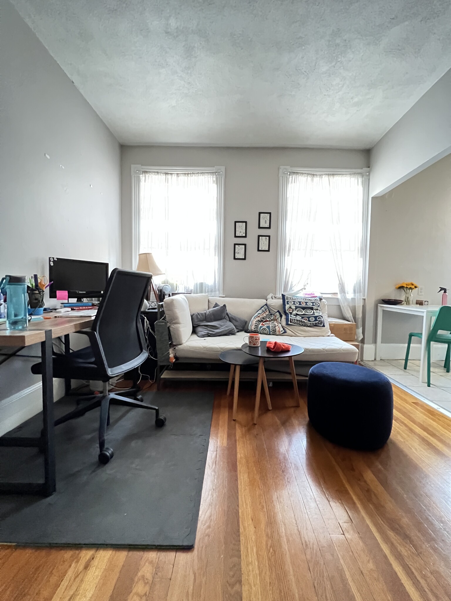 1 bed, 1 bath apartment for rent at 1082 Commonwealth Ave Unit 301, Brighton — photo 2 of 4