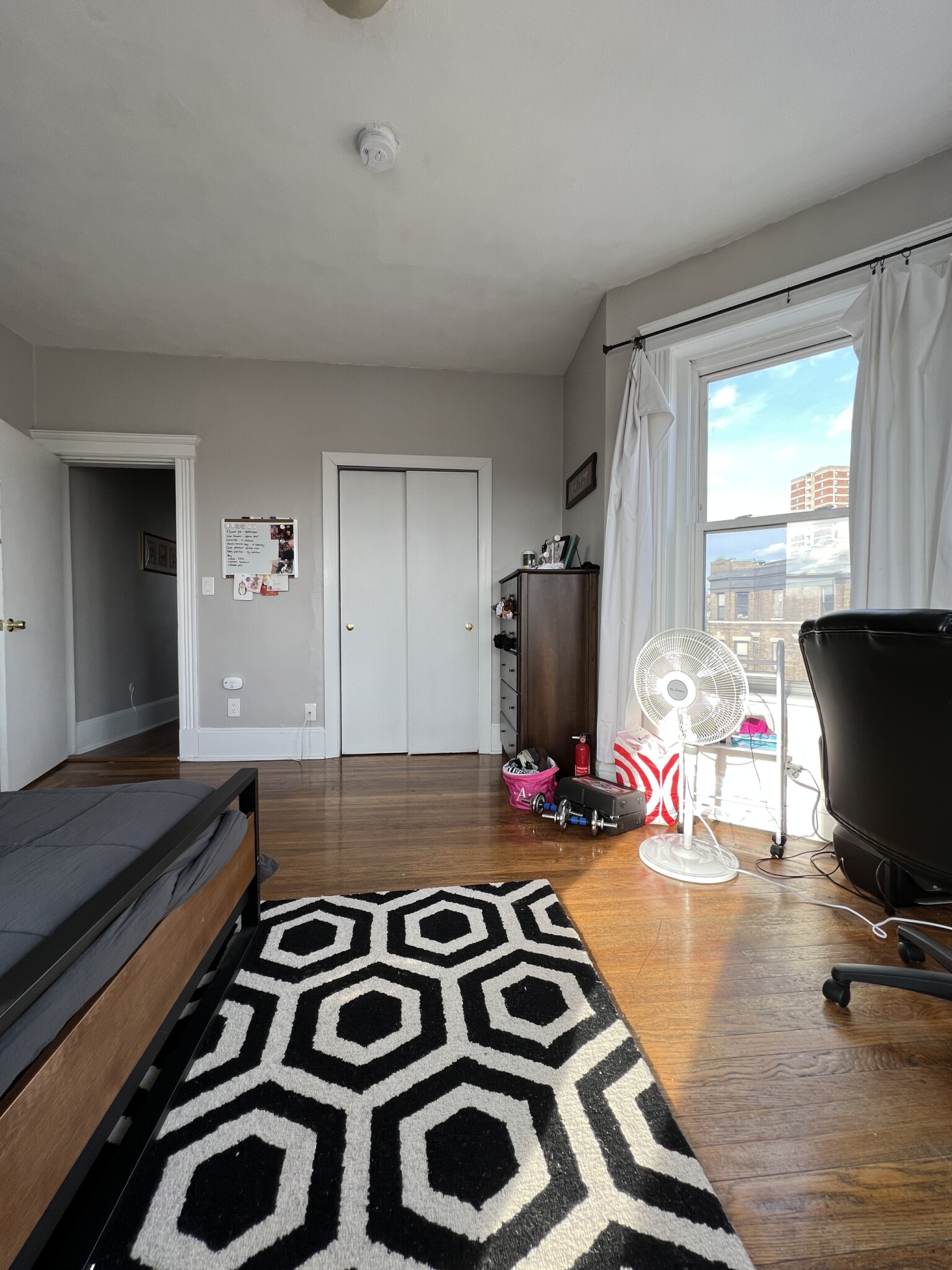 1 bed, 1 bath apartment for rent at 1082 Commonwealth Ave Unit 302, Brighton — photo 4 of 5