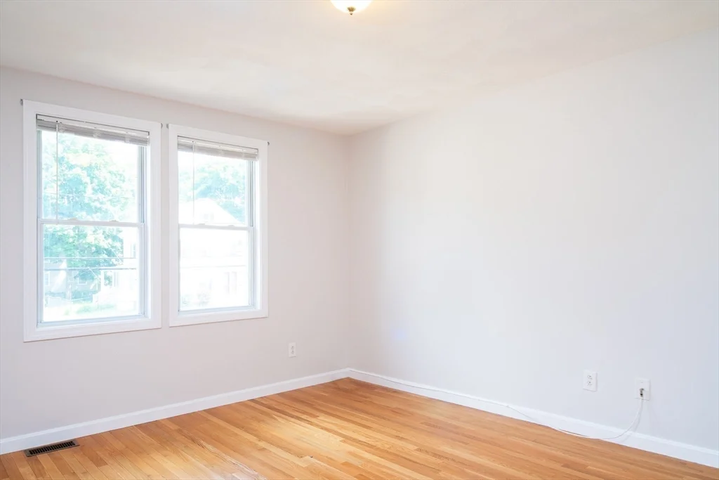 3 bed, 1 bath apartment for rent at 1083 Main St Unit 1083, Walpole — photo 16 of 31