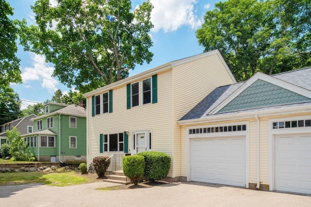 3 bed, 1 bath apartment for rent at 1083 Main St Unit 1083, Walpole — photo 25 of 31